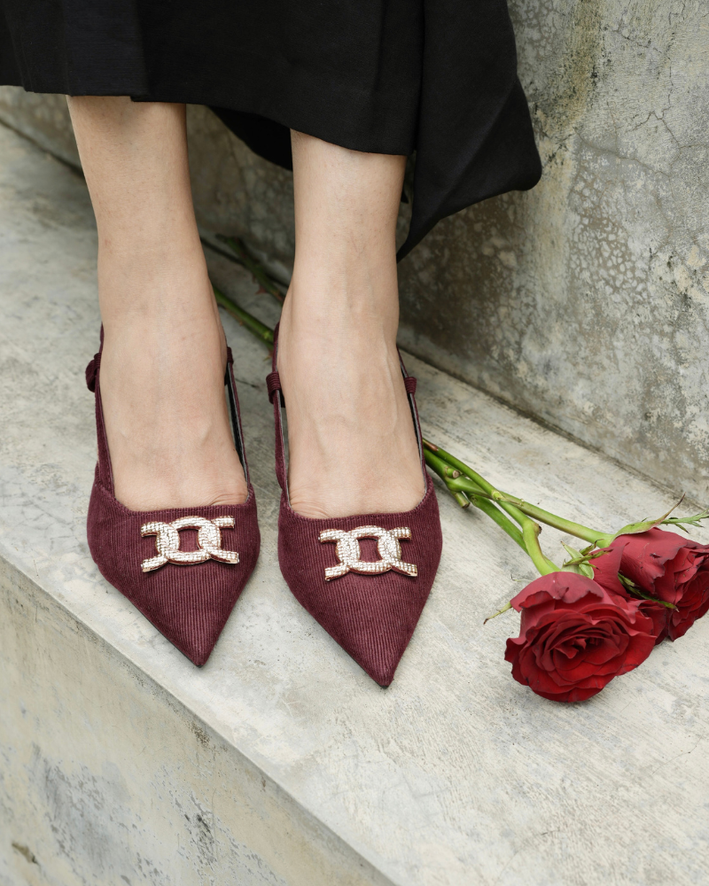 Scarlet Slingback by Paired