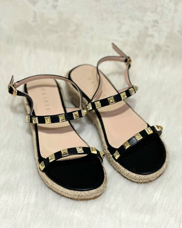 Studded Wedge