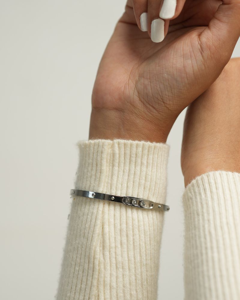 Eira Bangle