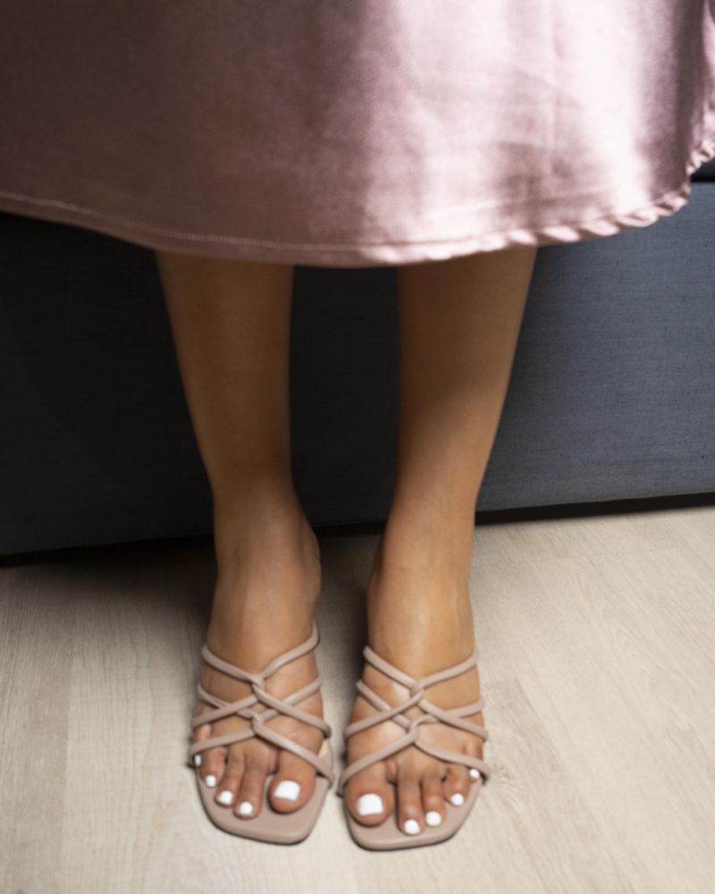 Twisted Triangular Heels