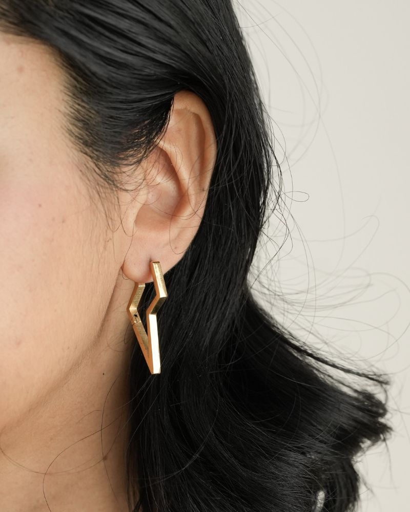 Valeria Studs