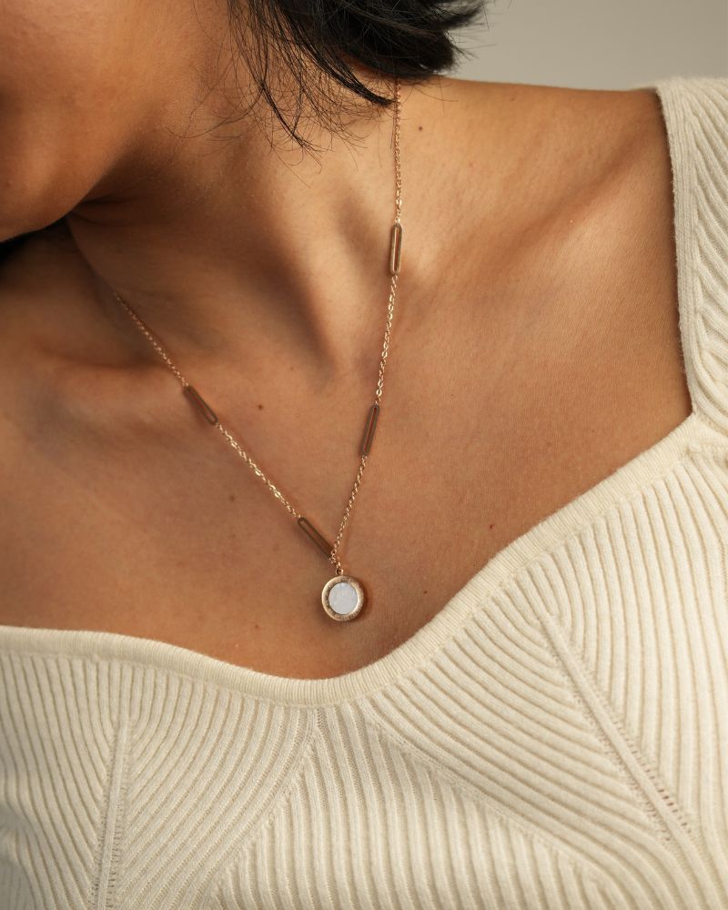 Layla Medallion Necklace