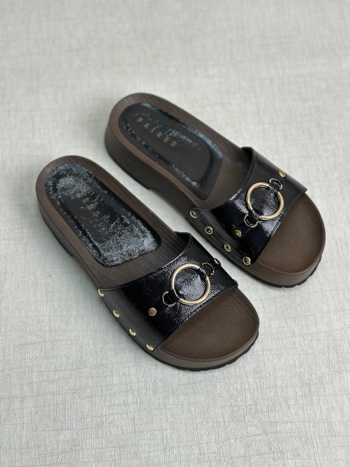 Crimzo Sliders by Paired, view 2