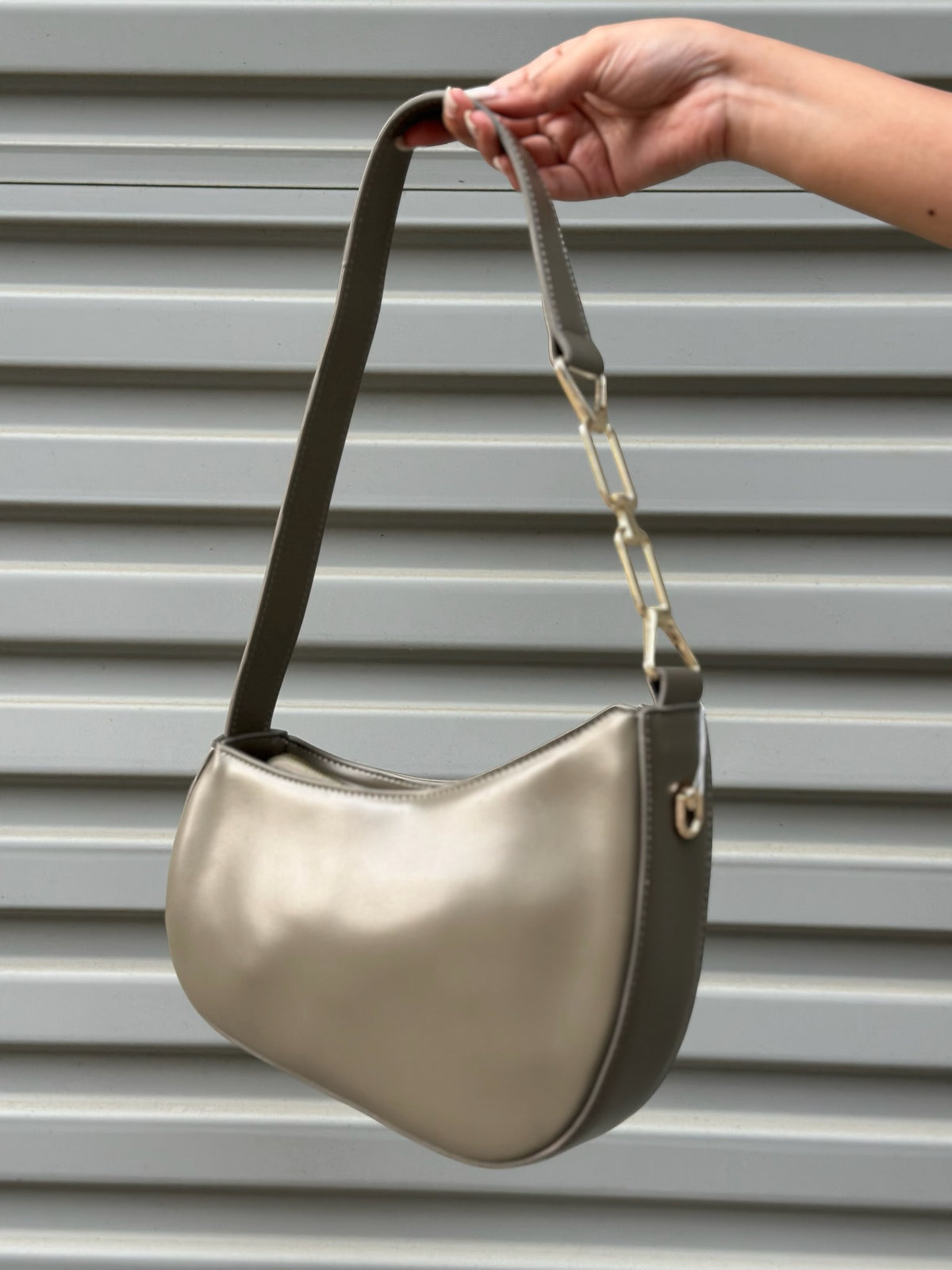 The Luna Curve by Paired