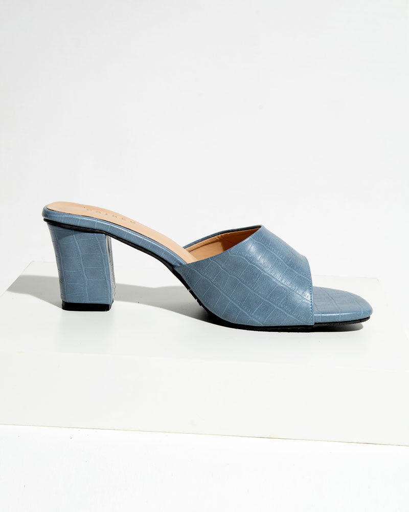 Chloe Block Heel