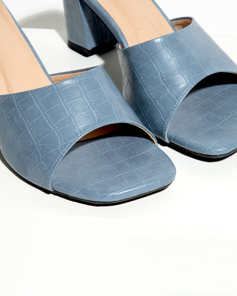 Chloe Block Heel