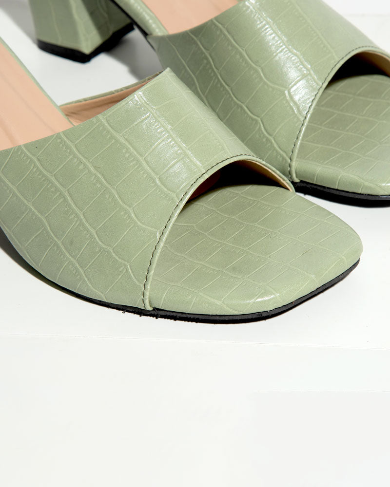 Chloe Block Heel