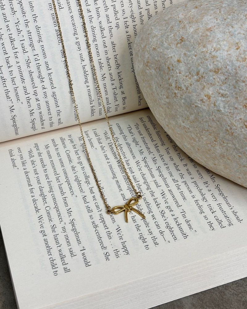 Bella Bow Chain