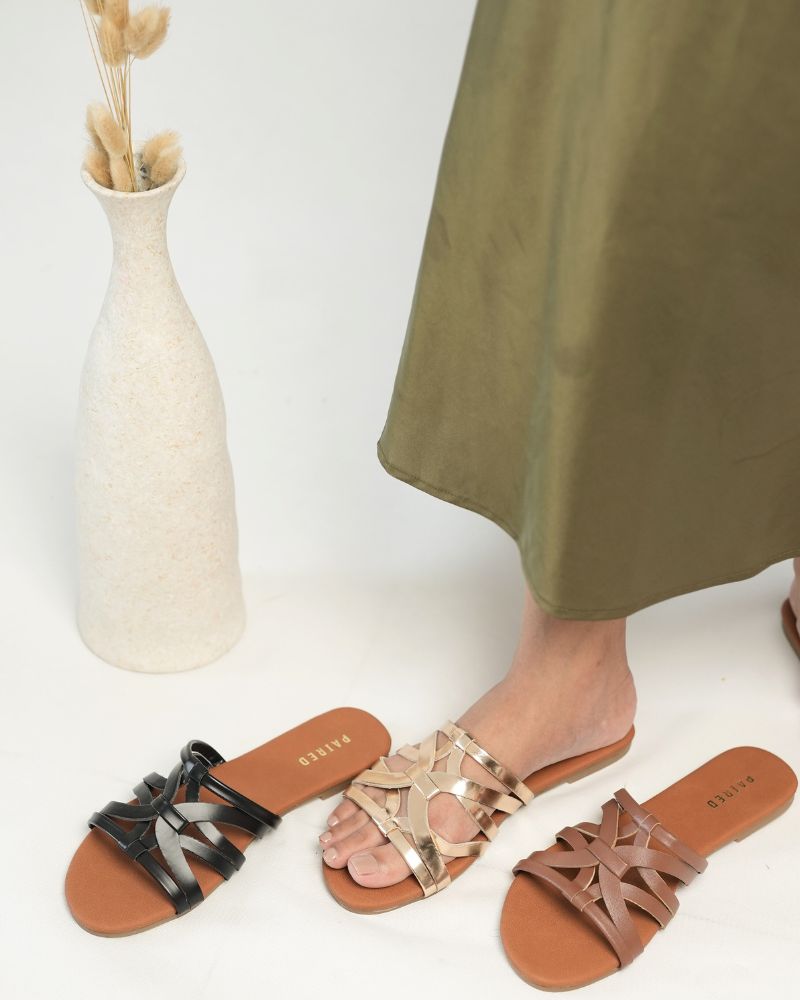 Erica Flats by Paired