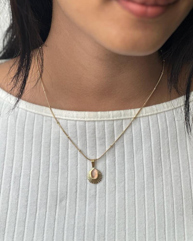 Dove Chain by Paired
