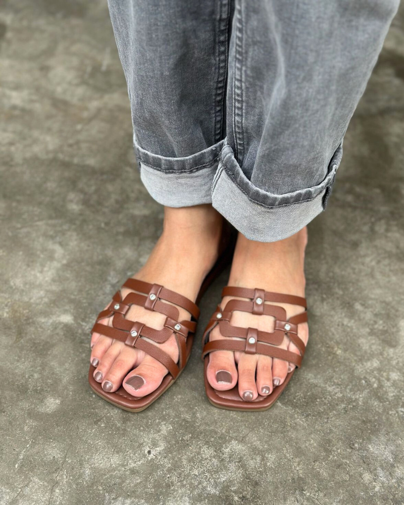 Nyra Flats by Paired, view 2